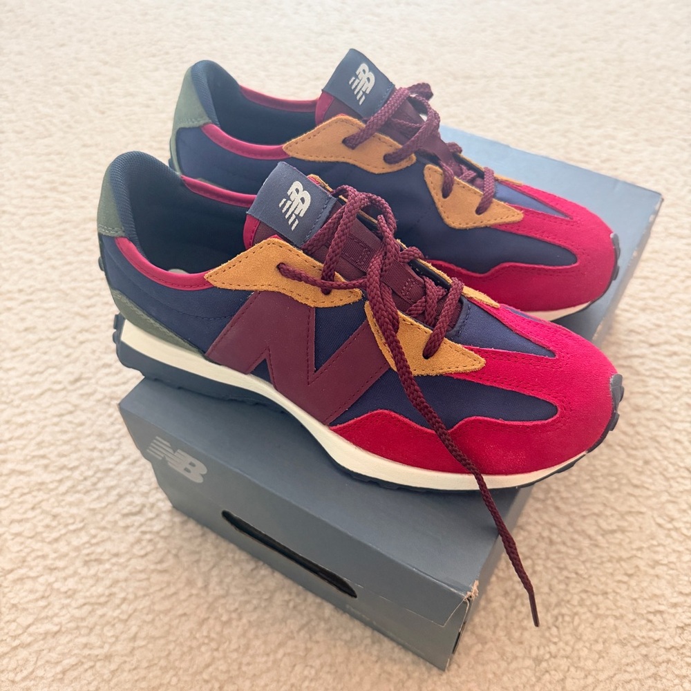 New Balance 327 unisex women’s 6